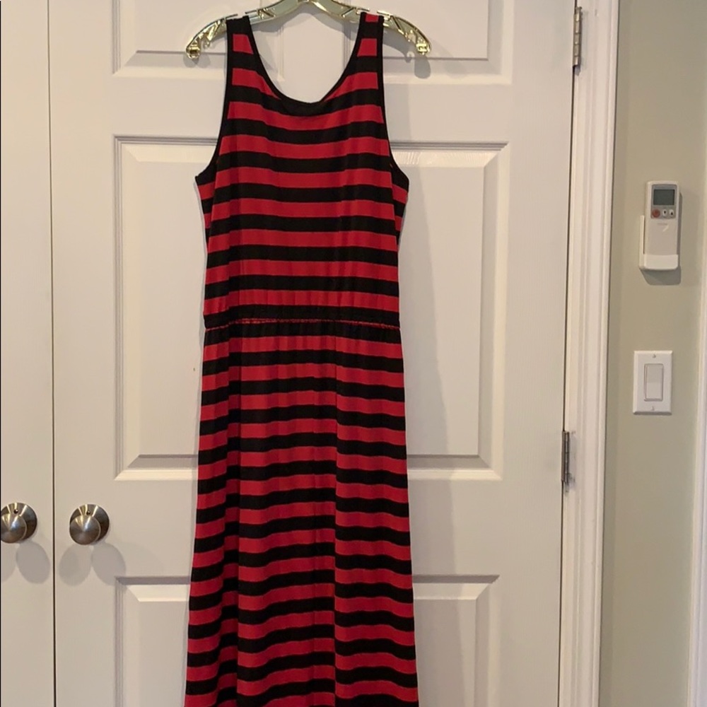 👗 Comfortable Striped Maxi Dress size large - Picture 5 of 7